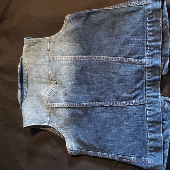 Levi's jean jacket vest Girls xl 13-15 - Picture 2 of 4